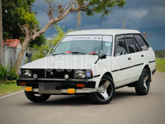 Toyota Corolla 1982 - பயன்படுத்தப்பட்டது கார் sale in Sri Lanka - patpat.lk