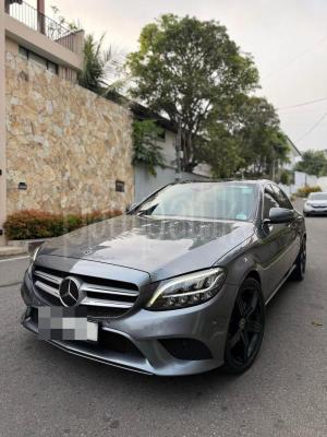 Mercedes Benz C200 2019