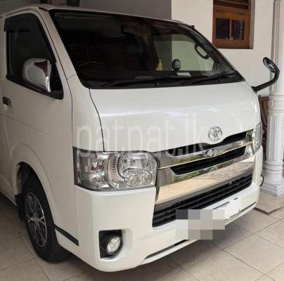 Toyota Hiace 2017 - භාවිතා කරන ලද වෑන් රථය sale in Sri Lanka - patpat.lk