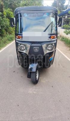 Bajaj Three Wheel 2014 - Used Three wheeler sale in Sri Lanka - patpat.lk