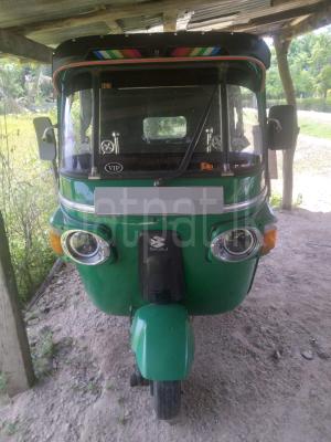 Bajaj 4 stroke 2009 -  Three wheeler sale in Sri Lanka - patpat.lk