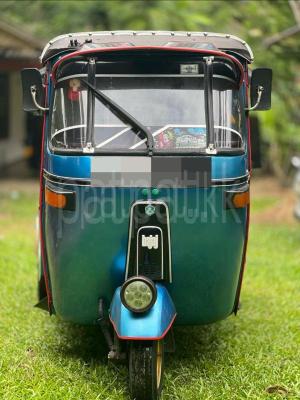 Bajaj 2 stroke 2004 - பயன்படுத்தப்பட்டது முச்சக்கர வண்டி sale in Sri Lanka - patpat.lk