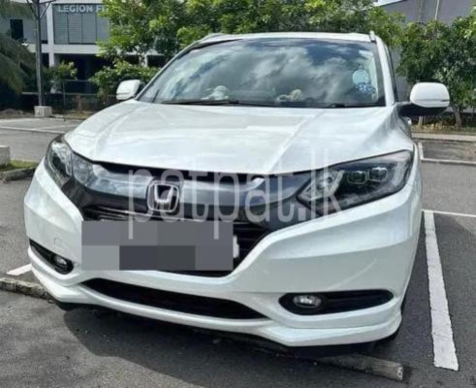Honda Vezel 2015 -  SUV sale in Sri Lanka - patpat.lk