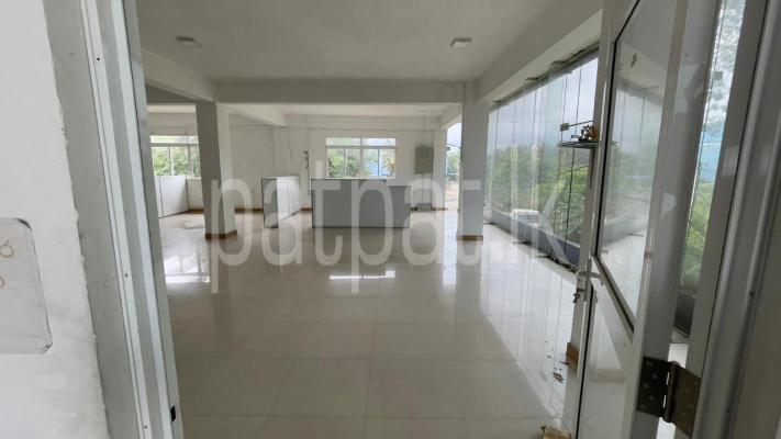 Building for Rent in Hanwella