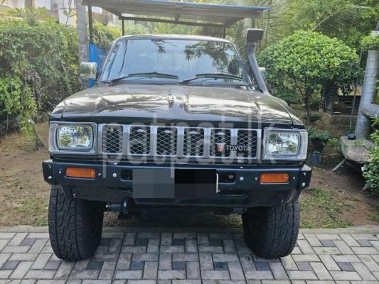 Toyota Hilux 1982