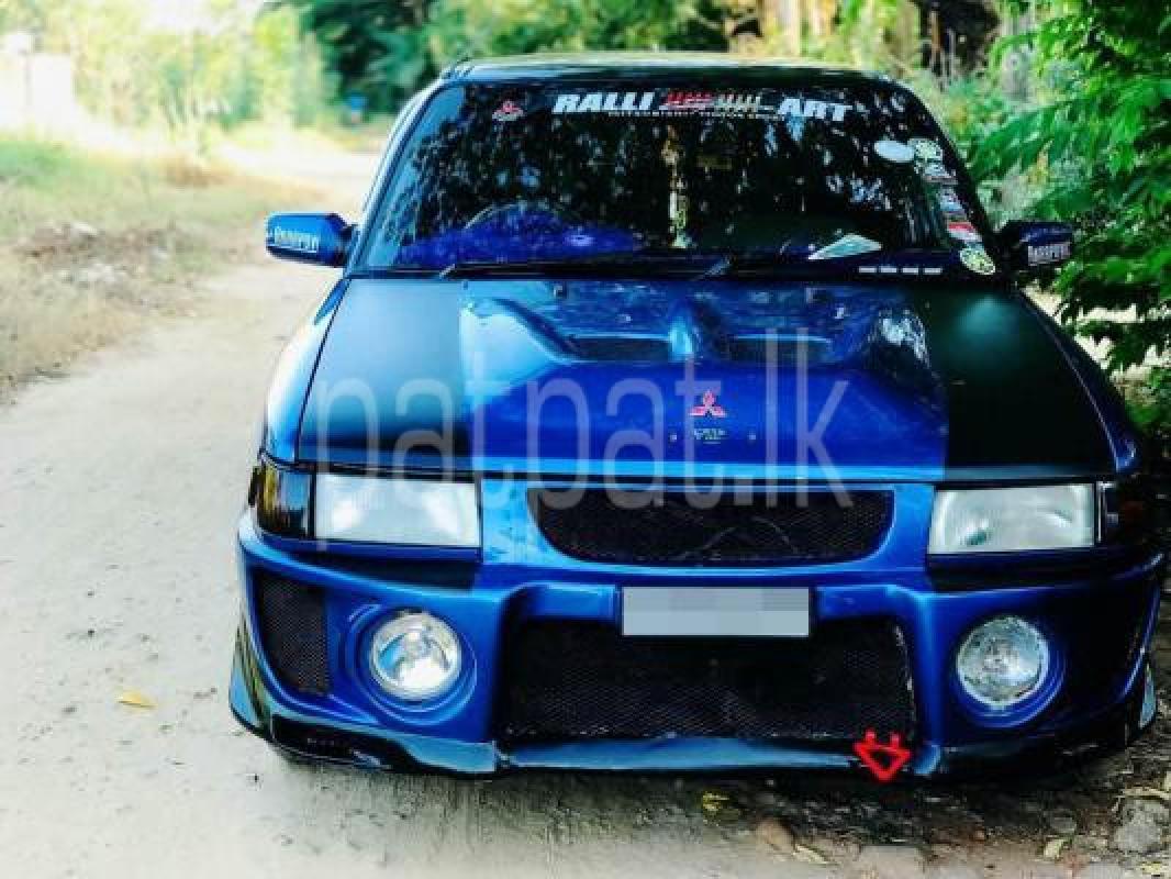Mitsubishi Lancer 1990 -  Car sale in Sri Lanka - patpat.lk