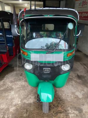Bajaj 4 stroke 2016 - Used Three wheeler sale in Sri Lanka - patpat.lk