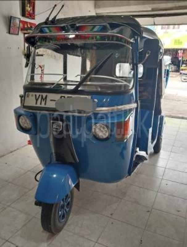 Bajaj 4 stroke 2011 -  ත්‍රිරෝද රථය sale in Sri Lanka - patpat.lk
