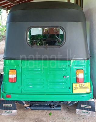 Bajaj Three Wheel 2010