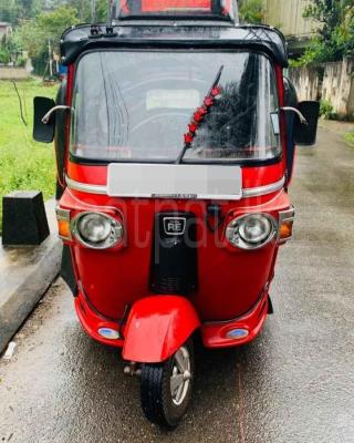 Bajaj Three Wheel 2012