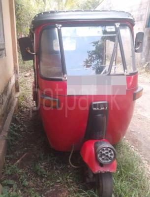 Bajaj Three Wheel 2009