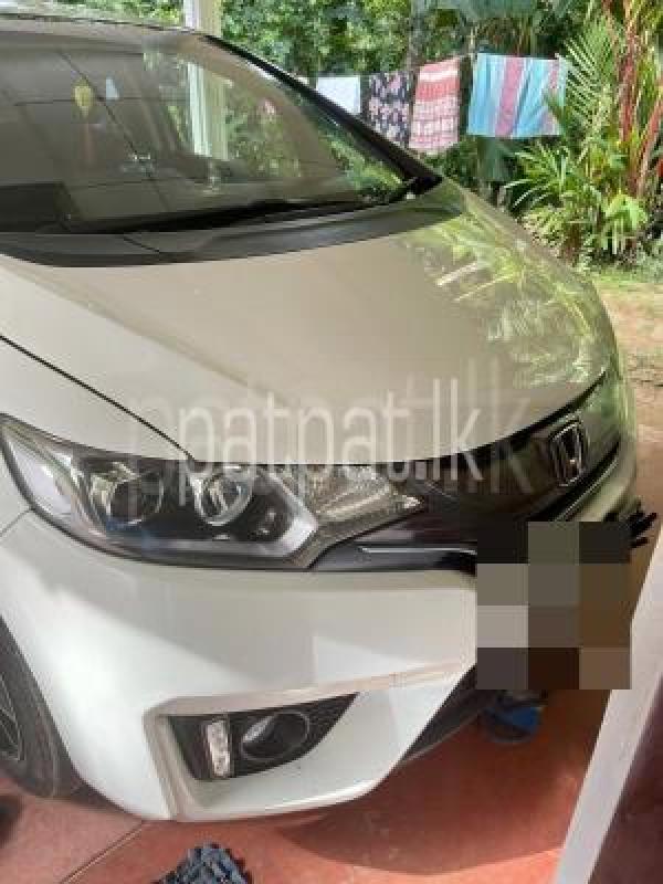 Honda Fit 2015 -  Car sale in Sri Lanka - patpat.lk