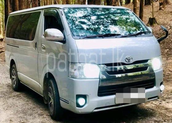 Toyota Hiace 2016