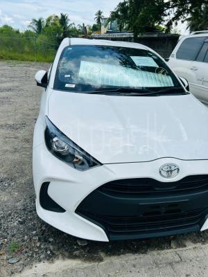 Toyota Yaris 2024 - சான்றளிக்கப்பட்டது கார் sale in Sri Lanka - patpat.lk