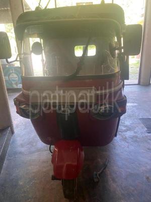Bajaj Three Wheel 2012