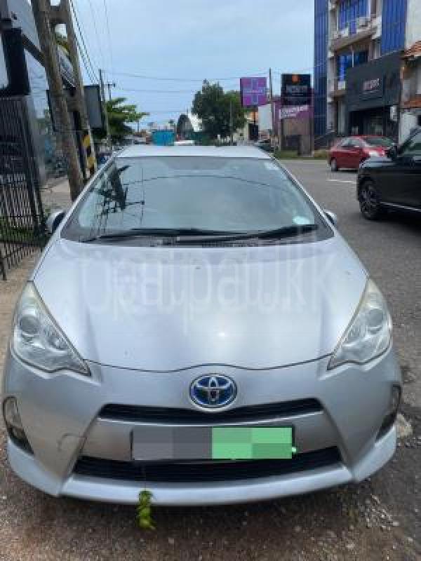 Toyota Aqua 2013 -  කාර් sale in Sri Lanka - patpat.lk