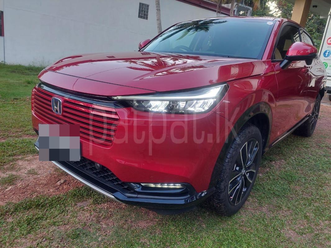 Honda Vezel 2025 -  SUV රථය sale in Sri Lanka - patpat.lk