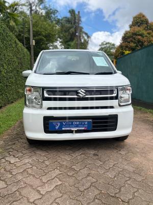 Suzuki Wagon R 2017 -  கார் sale in Sri Lanka - patpat.lk