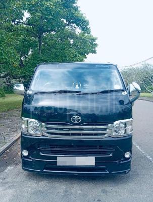 Toyota Hiace 2013 - பயன்படுத்தப்பட்டது வேன் sale in Sri Lanka - patpat.lk
