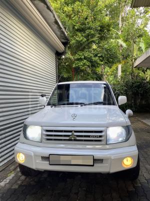 Mitsubishi Pajero 2000 - Used SUV sale in Sri Lanka - patpat.lk