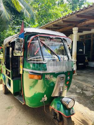 Bajaj 2 stroke 2006 - Used Three wheeler sale in Sri Lanka - patpat.lk