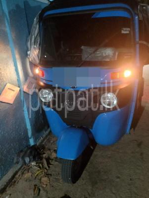 Bajaj Three Wheel 2021