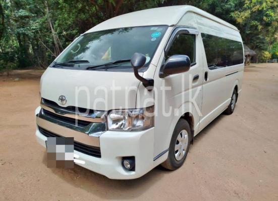 Toyota Hiace 2015 -  வேன் sale in Sri Lanka - patpat.lk