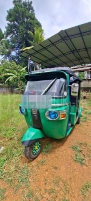 Bajaj 4 stroke 2012 - භාවිතා කරන ලද ත්‍රිරෝද රථය sale in Sri Lanka - patpat.lk
