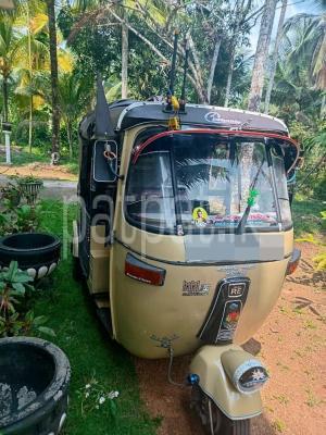 Bajaj Three Wheel 2005