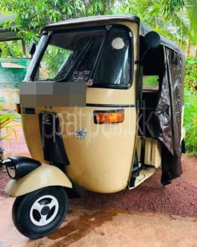 Bajaj 2 stroke 2006 -  Three wheeler sale in Sri Lanka - patpat.lk