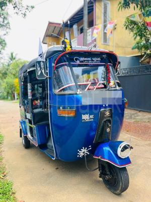 Bajaj Three Wheel 2006 - பயன்படுத்தப்பட்டது முச்சக்கர வண்டி sale in Sri Lanka - patpat.lk