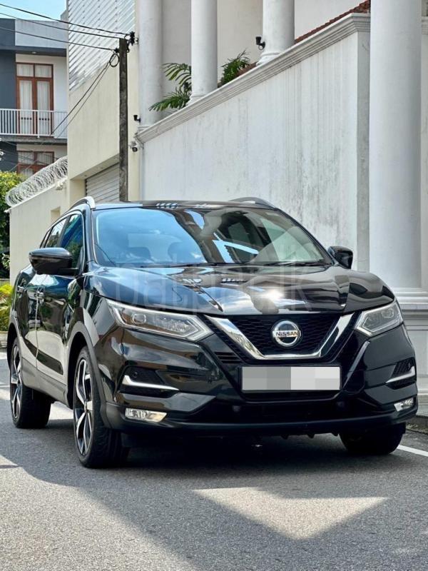 Nissan Qashqai 2018 - භාවිතා කරන ලද SUV රථය sale in Sri Lanka - patpat.lk