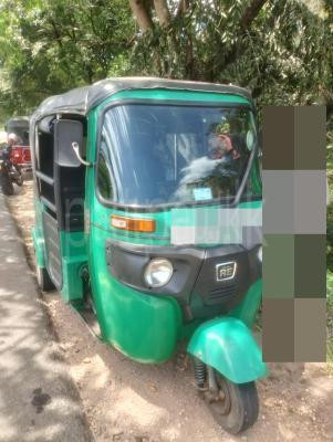 Bajaj Three Wheel 2017 - Used Three wheeler sale in Sri Lanka - patpat.lk