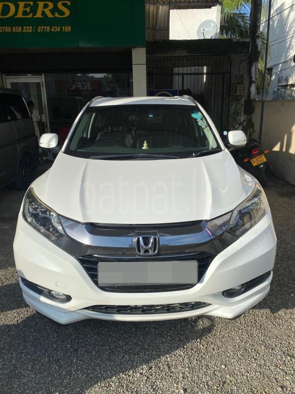 Honda Vezel 2012 -  SUV sale in Sri Lanka - patpat.lk