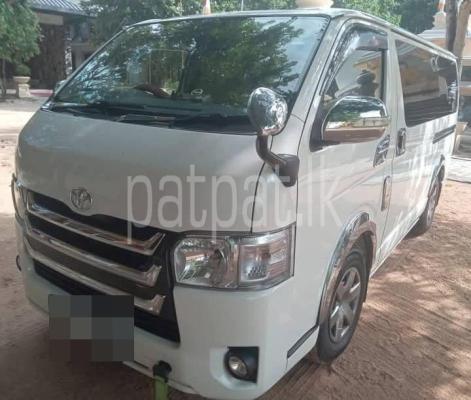 Toyota Hiace 2015 - பயன்படுத்தப்பட்டது வேன் sale in Sri Lanka - patpat.lk