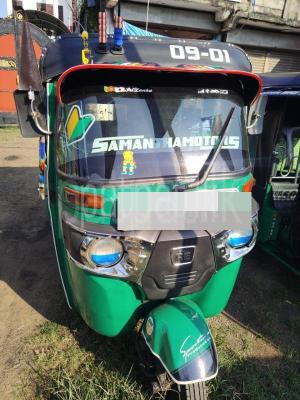 Bajaj Three Wheel 2014