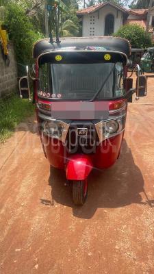 Bajaj Three Wheel 2015 - භාවිතා කරන ලද ත්‍රිරෝද රථය sale in Sri Lanka - patpat.lk