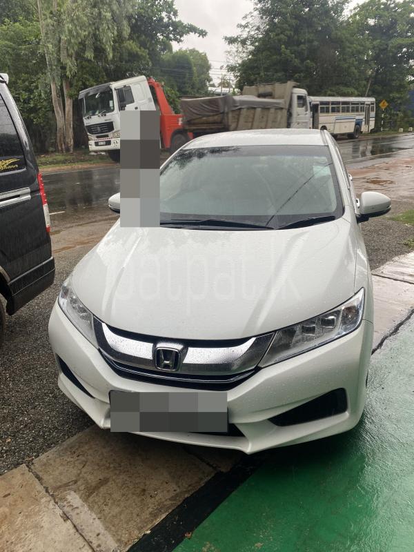 Honda Grace 2015 -  කාර් sale in Sri Lanka - patpat.lk