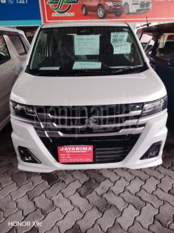Suzuki Wagon R 2026 -  කාර් sale in Sri Lanka - patpat.lk