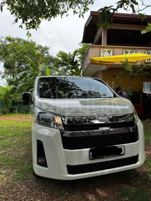 Toyota Commuter 2026 - Brand New Van sale in Sri Lanka - patpat.lk