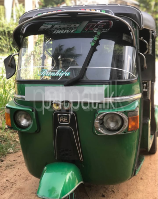 Bajaj Three Wheel 2011