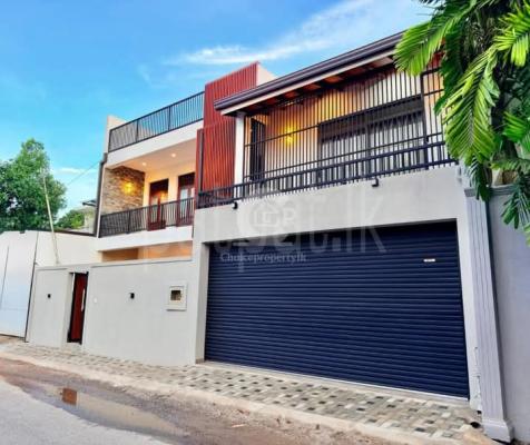House for Sale in Battaramulla