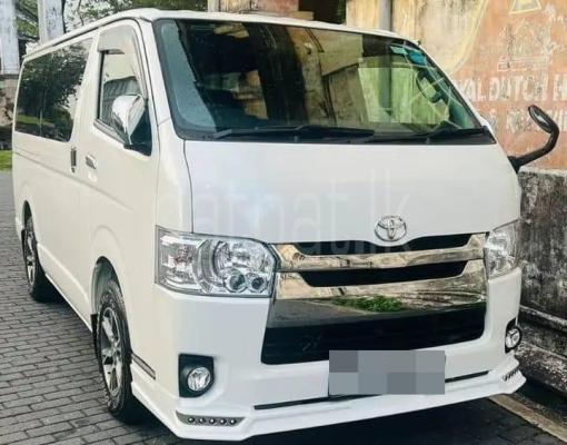 Toyota Hiace 2017