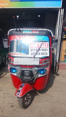 Bajaj Three Wheel 2014