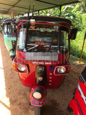 Bajaj Three Wheel 2010