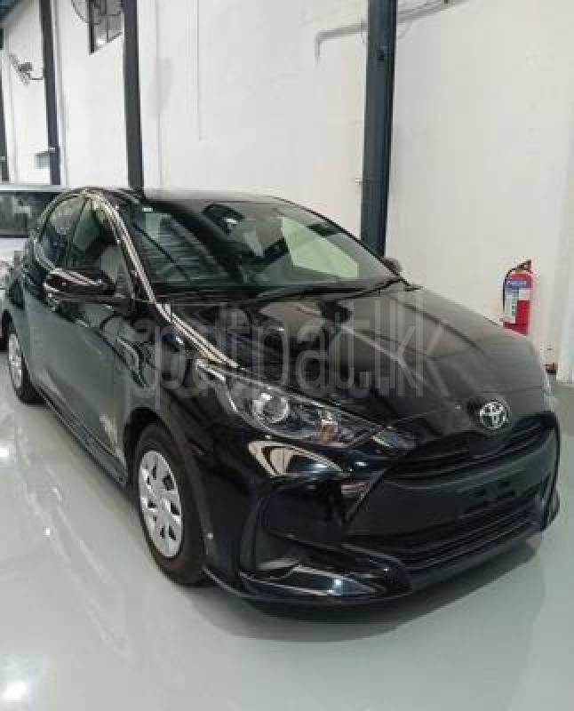 Toyota Yaris 2023 -  Car sale in Sri Lanka - patpat.lk