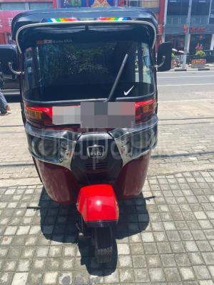 Bajaj Three Wheel 2018 - Used Three wheeler sale in Sri Lanka - patpat.lk