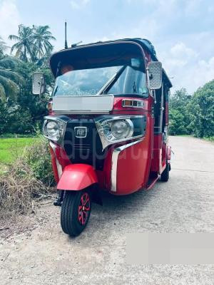 Bajaj 4 stroke 2016 - Used Three wheeler sale in Sri Lanka - patpat.lk