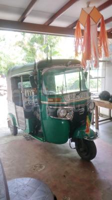 Bajaj Three Wheel 2016 - பயன்படுத்தப்பட்டது முச்சக்கர வண்டி sale in Sri Lanka - patpat.lk