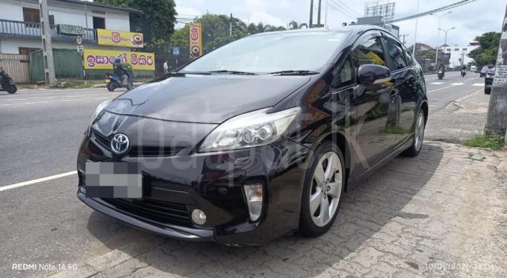 Toyota Prius 2013 - பயன்படுத்தப்பட்டது கார் sale in Sri Lanka - patpat.lk